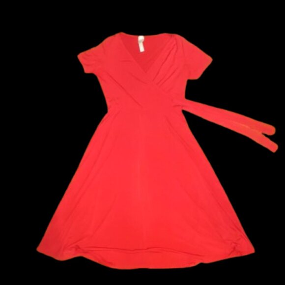 Red Flowly Dress - Picture 3 of 4